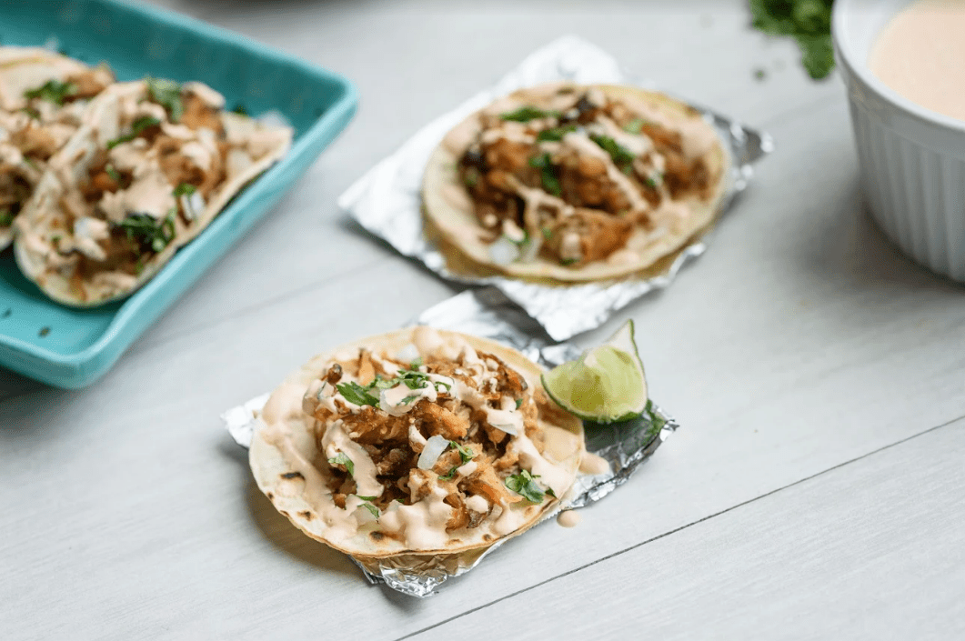 Slow Cooker Carnitas Tacos