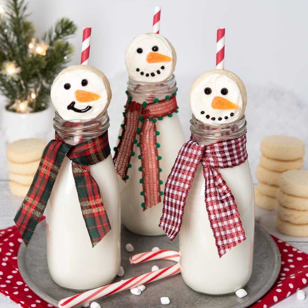 Festive Snowmen Treat with Sour Cream Cookies